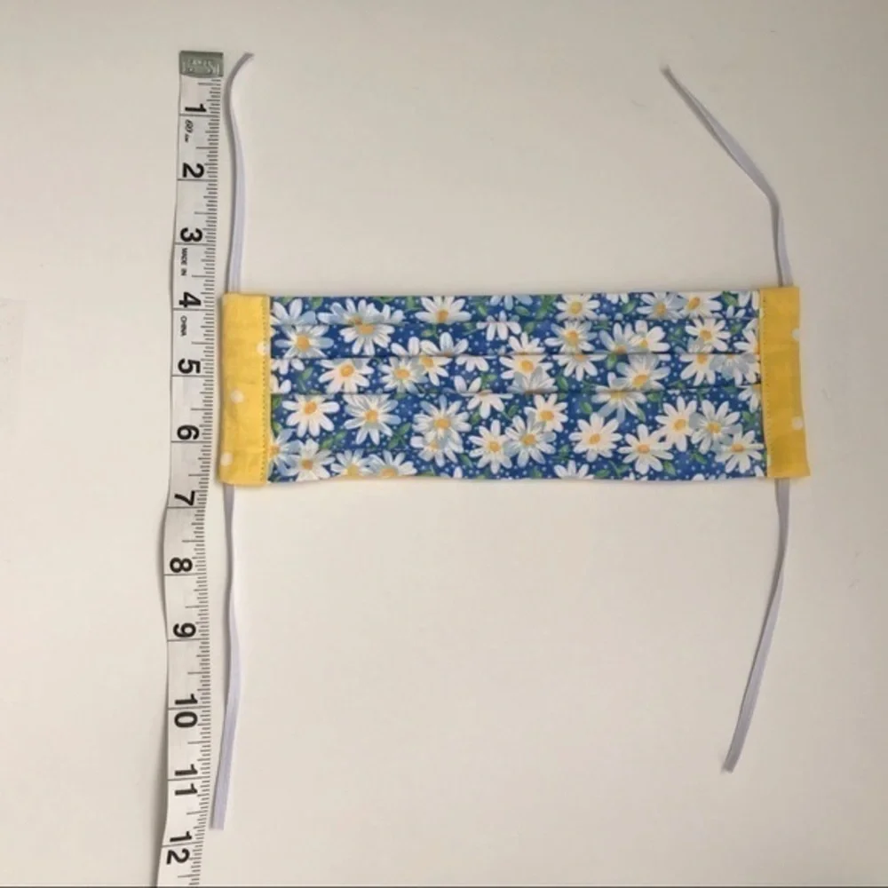 Free with bundles over $75 Daisy‎ floral cloth mask face cover